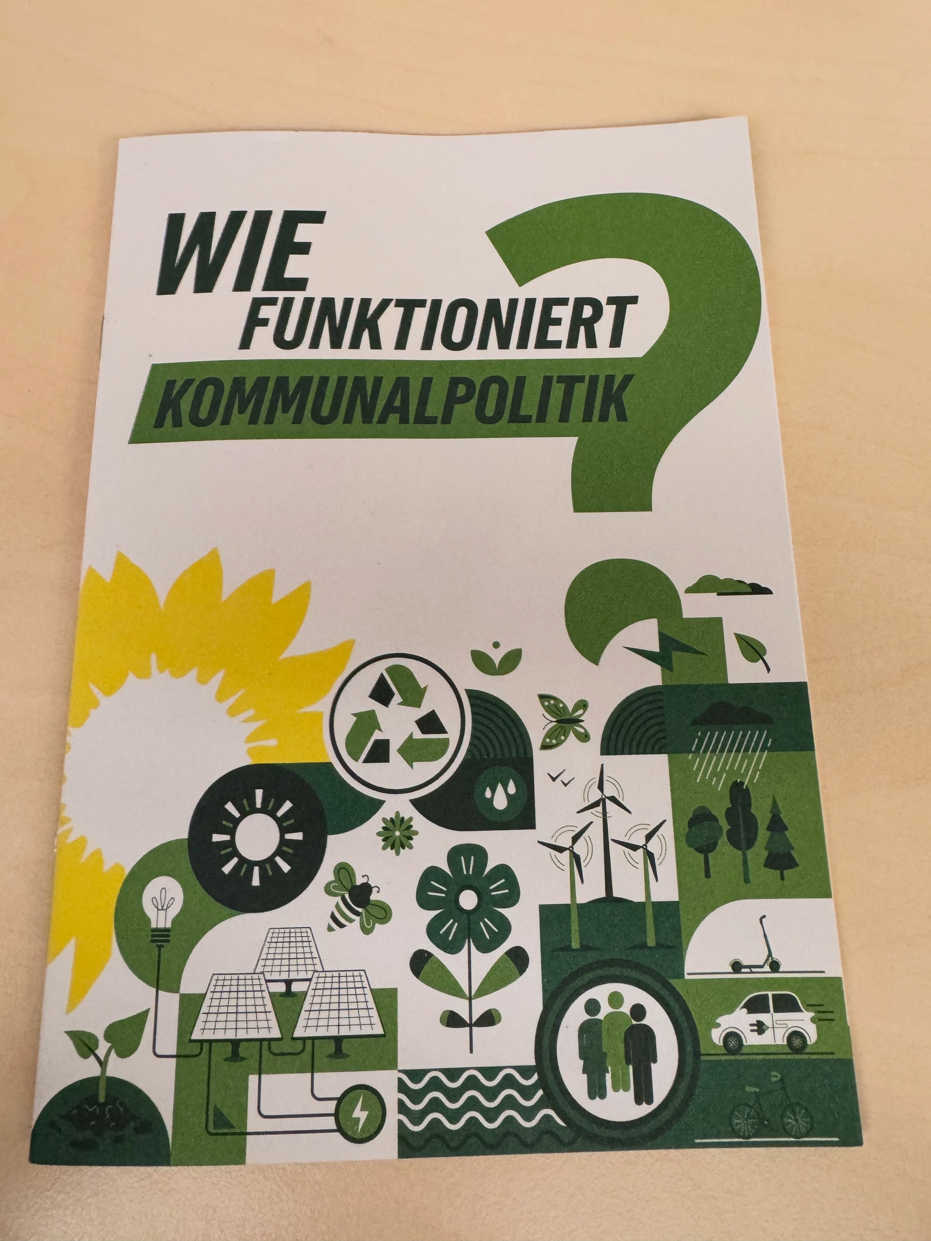 Kommunalpolitik? Wie geht das eigentlich? 🤔 Volles Haus am Samstag im Grünen Büro in Lüneburg! 🌻 Bei einem dreistündig...