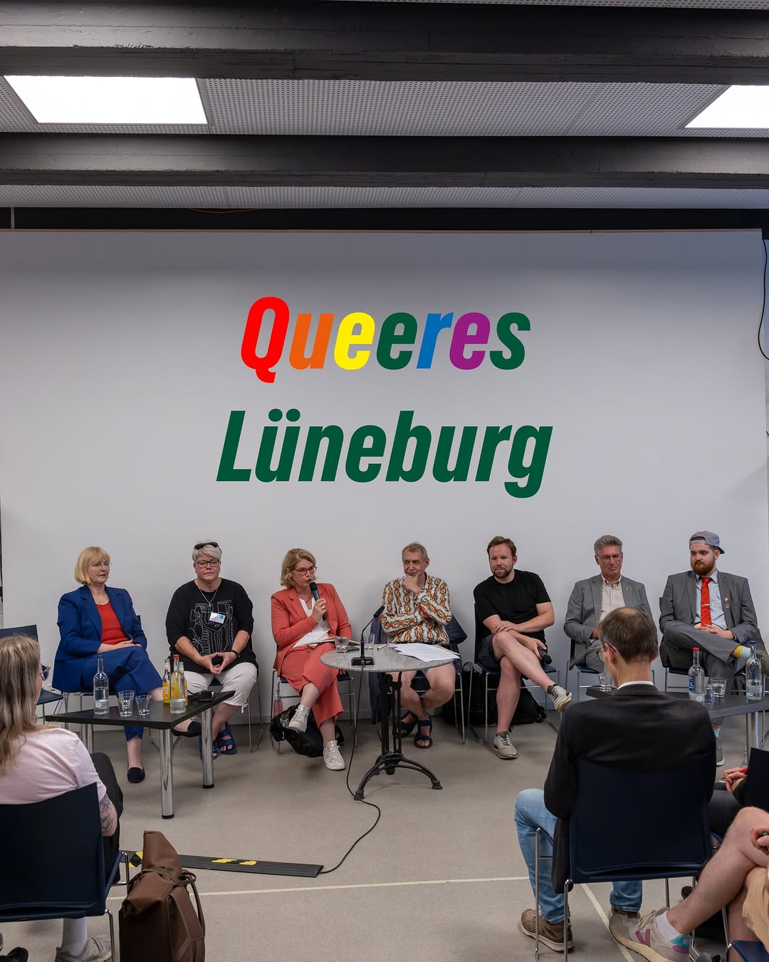 So viel Einigkeit erlebt man im Wahlkampf selten. Letzte Woche haben checkpoint queer und der VNB ins Museum Lüneburg ei...